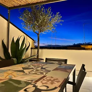 Apartment Sikelikos, Noto