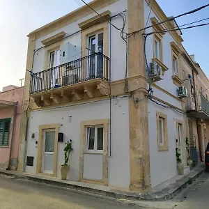  Ferienhaus Kalsa's House