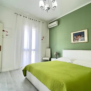  Dom wakacyjny Casa La Formica